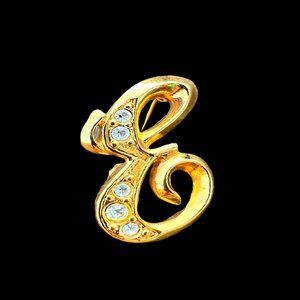 Avon gold rhinestone script letter E brooch scarf lapel hat pin / circle dot 80s